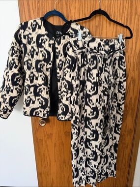 Quilted Print Jacket and Barrel Tie-Waist Pants Set